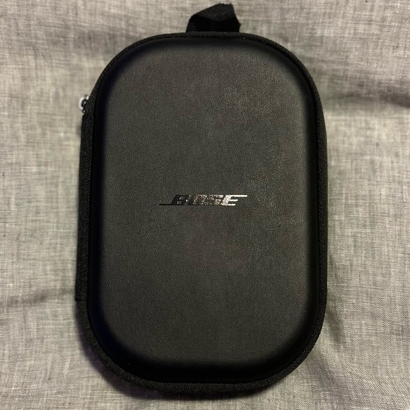 Bose QuietComfort 35 Series II QC35 Wireless Noise Cancelling Headphones Silver - Picture 10 of 16